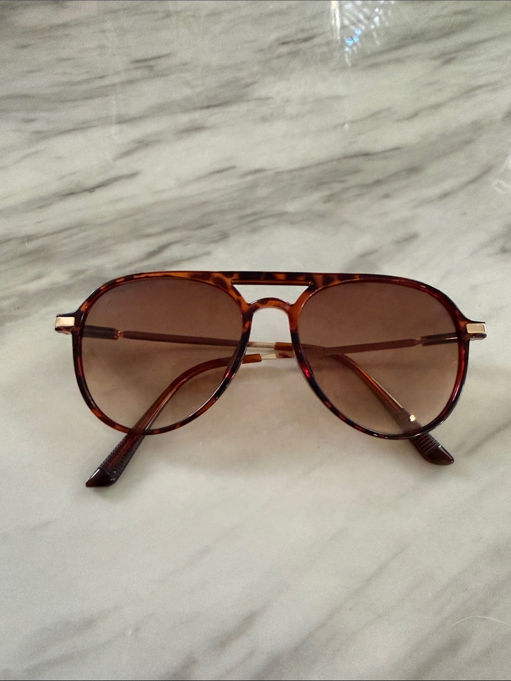 Tortoiseshell Aviator Sunglasses - Brown Lenses